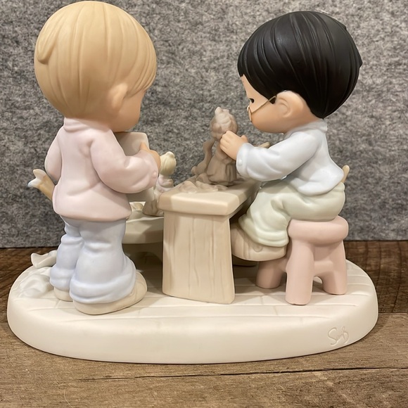 Precious Moments “How Can Two Work Together Except They Agree” - Picture 5 of 6